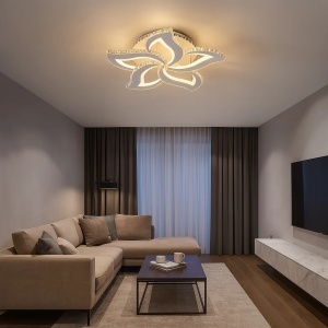 Lustră LED în formă de floare cu design modern și lumină caldă, perfectă pentru un living elegant și minimalist