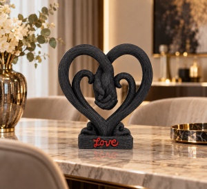 Statuetă Decorativă Două Mâini Împreunate în Inimă cu Mesaj Love - "Vervio" - Img 2