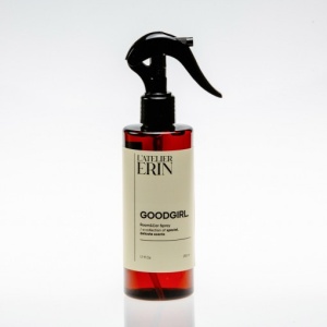 Spray odorizant de cameră L’Atelier Erin, aroma Good Girl, 250 ml, inspirat din Carolina Herrera Good Girl