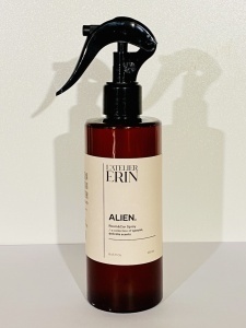 Spray odorizant de cameră L’Atelier Erin, aromă Alien, 250 ml, inspirat din Thierry Mugler Alien