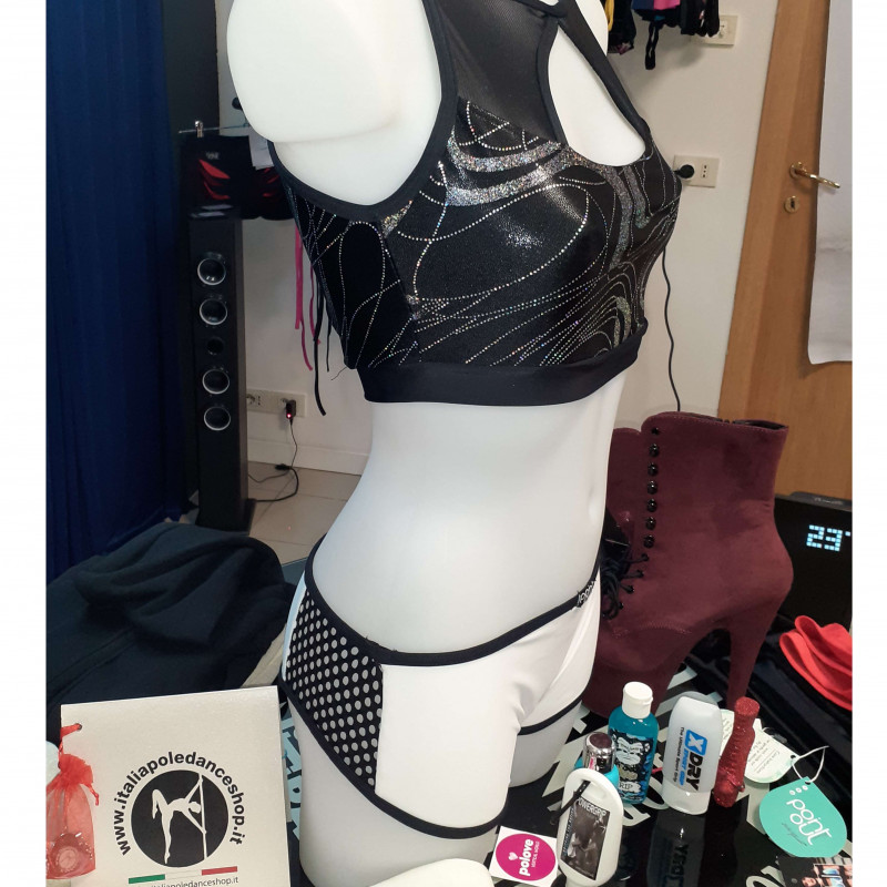 RIFLESSIONI Il negozio e Il sito