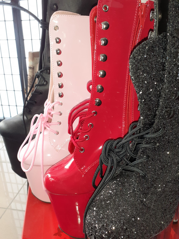 Pleaser e calzature su italiapoledanceshop