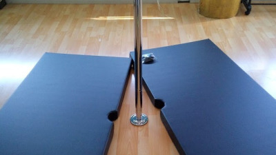 Scegli in modo corretto il tuo primo palo per allenarti a casa. pole dance