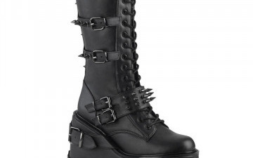 Demonia shoes calzature originali USA. Non China