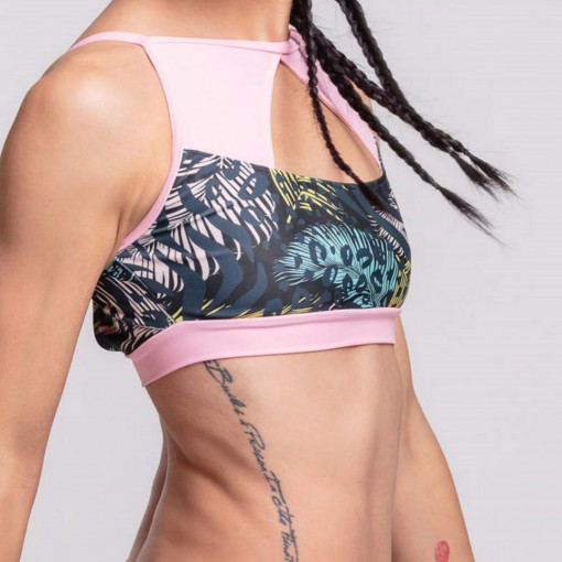 Point Out wear Seychelles Top