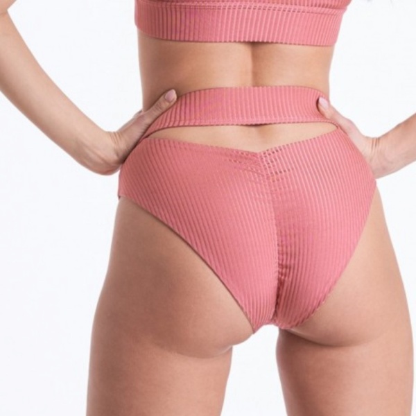 pali pole dance abbigliamento