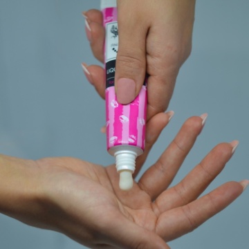 Sticky molly grip pole dance 