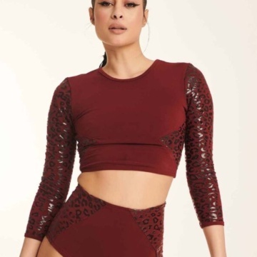 Paradise Chick CROP TOP Ultra grip SUPERHERO Leopard Cherry