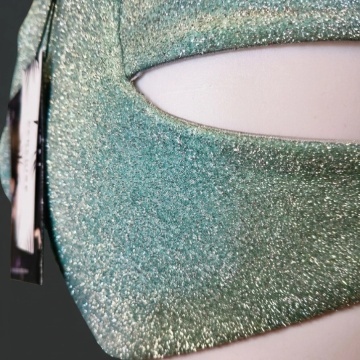 Top corto verde chiaro glitterato con apertura laterale Paradise Chick.