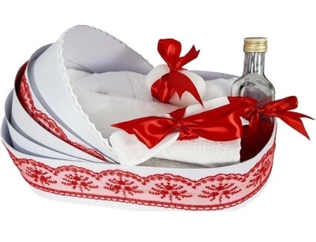 Set botez cu lumanare, trusou in cutie landou si set baita a doua zi – rosu elegant, Denikos NK126 - Img 2
