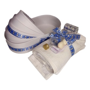 Set botez baietel traditional cu lumanare, trusou in cutie landou si set baita a doua zi – albastru traditional, Denikos NK155-S - Img 5