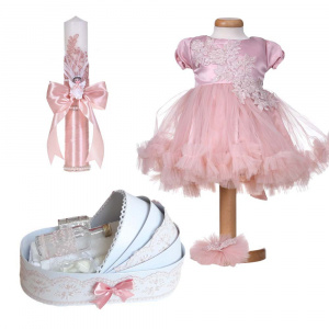 Set rochita botez maneca scurta, 2 piese, trusou botez in landou si lumanare botez eleganta cu ingeras, decor roz pudra, Denikos® 10-83