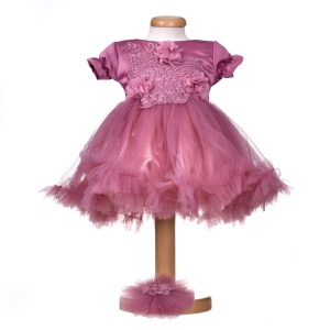 Rochita botez maneca scurta pentru fetite, roz pudrat inchis, cu dantela, tulle si bentita - tinuta eleganta pentru botez Denikos® H050