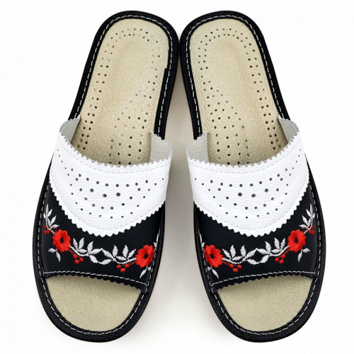 Papuci de Casa Dama Material Piele Culoare Gri Model &#039;Floral Harmony&#039; 🌺