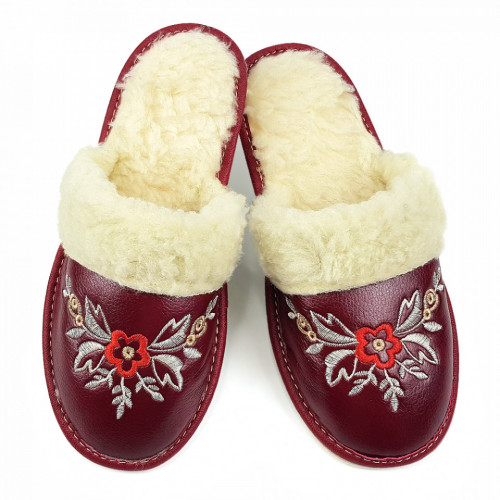 Papuci de Casa Dama Imblaniti cu Lana de Oaie Model  &#039;Akna Rogue&#039; Winter