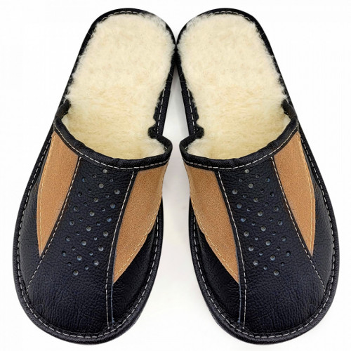 Papuci de Casa din Piele Imblaniti cu Lana Culoare Crem Model 'Texas'