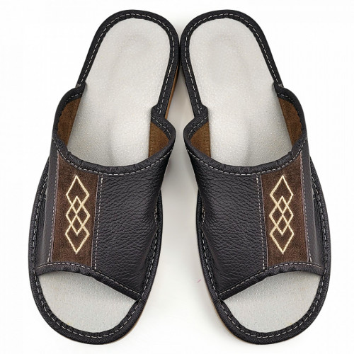 Papuci de Casa Barbati Sezon Vara Material Piele Culoare Maro Model &#039;Brown Diamond&#039;