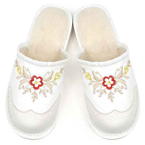 Papuci de Casa din Piele Imblaniti cu Lana de Oaie Model 'London Brogue' White