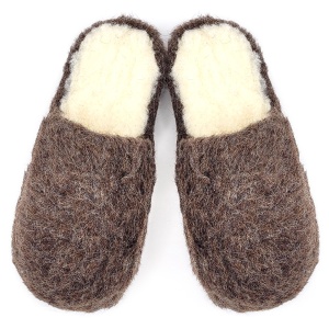 100% Sheep Wool Slippers 'Zamolxis Origins' Model - Brown