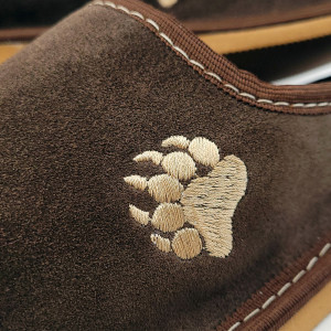 Papuci de Casa din Piele Intoarsa Model 'Wild Bear' Culoare Maro