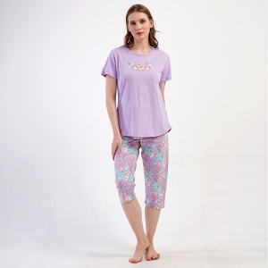 Pijama Damă cu Pantalon Trei Sfert Vienetta 'Lavender Bloom' | Bumbac Natural Respirabil