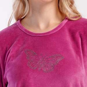 Pijamale Dama din Soft Velur Vienetta Model 'Vision Butterfly' - Prezentare pijama detaliu imprimeu bluză.