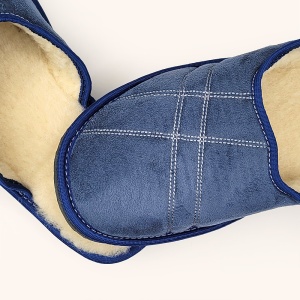 Papuci de Casă Plușați Îmblăniți cu Lână, Model 'Soft & Strong' Classic Blue - Papuci detalii vedere de sus.