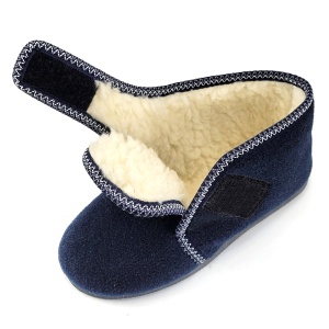 Botosei Imblaniti cu Lana de Oaie din Postav | Model 'Bucovina Tradiții' Dark Blue, Confort și Caldură Naturală