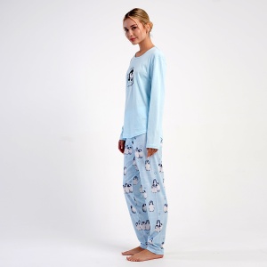 Pijama Damă din Bumbac 100% Vienetta, Model 'Be a Dreamer' - Prezentare pijama din lateral.