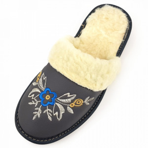 Papuci de Casa Dama Imblaniti cu Lana de Oaie Model 'Akna Rogue Gray' Winter
