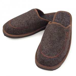Papuci de casă din postav Lim Art Model Lounge Brown, culoare crem natur, model minimalist UNI, broderie discretă "Lim Art", talpă antiderapantă.