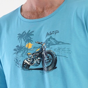 Pijamale Barbati cu Pantalon Scurt Vienetta|MAN Model 'Off Road Motorcycle' Blue - Prezentare detaliu imprimeu.