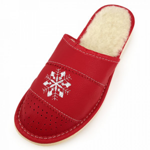 Papuci de Casa Dama Imblaniti cu Lana de Oaie Model 'Winter Joy'
