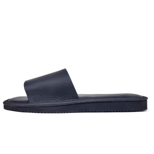 Design minimalist decupat la spate (slip-on) cu talpă ultra-ușoară din spumă EVA.
