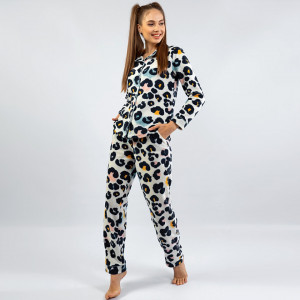 Pijama cu Nasturi Calduroasa din Polar Flece Vienetta Model 'Wild Joy'