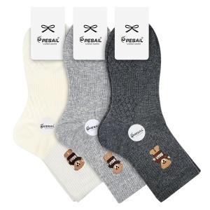 Calitate Pesail: 40% alpaca și 35% lână. Ediția Silver-Mist (Alb & Gri).