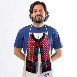 Șorț de Bucătărie Personalizat Model 'Port Popular Românesc' Un Cadou cu Tradiție | Mărime Universală