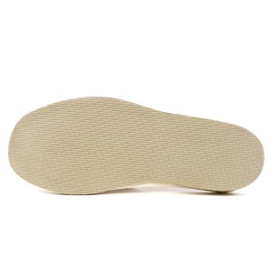 Papuci de casă vara din piele albă - Model White Circles - pozați pe un fundal alb din diverse unghiuri, evidențiind decupajele circulare și designul elegant.
