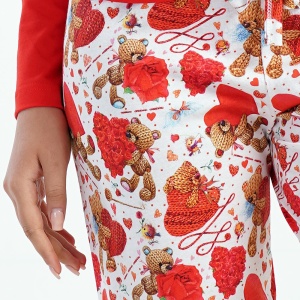 Pijama Damă din Bumbac 100% Vienetta, Model 'Do What You Love' - Prezentare pijama detaliu imprimeu pantalon.