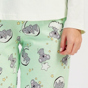 Pijamale Dama din Bumbac 100% Vienetta, Model 'Pure Love' Green. Prezentare pijama detaliu pantalon.