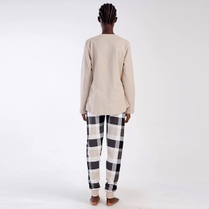 Pijamale Dama Vătuită la Interior din Bumbac Vienetta Model 'Good Things' | Căldură și Dispoziție. Prezentare din spate.
