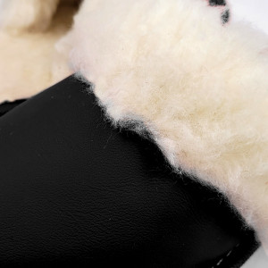 Papuci de Casa Dama Imblaniti cu Lana de Oaie Model 'Joy Season' Black