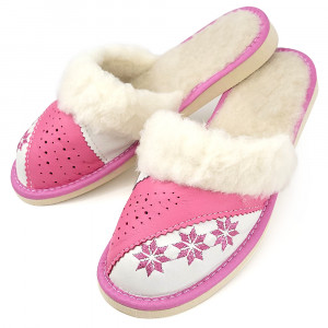 Women's Slippers Lined with Sheep Wool, Model 'Spirit of Winter' Light Pink