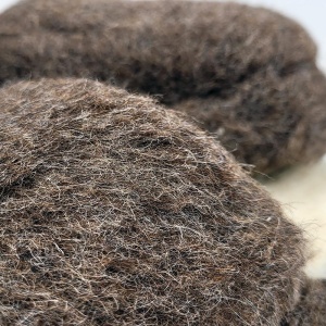 Papuci de Casă din Lână de Oaie 100% Model 'Zamolxis Origins'-Prezentare detaliu papuci.