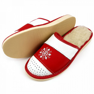 Papuci de Casa din Piele Imblaniti cu  Lana Model 'Snow in December', Culoare Rosu