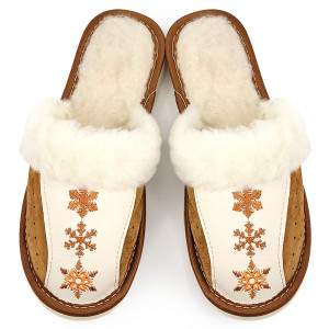 Papuci de Casa Imblaniti cu Lana de Oaie Model 'Snowy Delight' Creamy