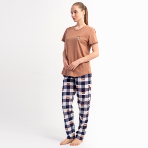 Pantaloni lungi confortabili cu design ergonomic, disponibili în mărimi de la S la XL.