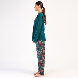 Pijamale Dama Mărimi Mari din Bumbac 100% Vienetta, Model 'Passion'. Prezentare pijama din lateral.