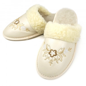 Papuci de Casa Îmblăniți cu Lână de Oaie Model 'Pearls' Cream
