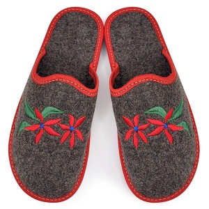 Universal Cloth Slippers Model 'Heritage Petals' Brown, Bosaco